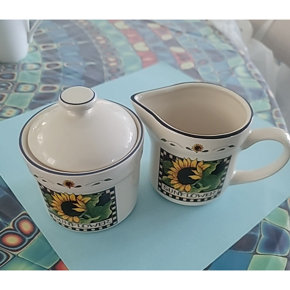 Susan Winget Sunflower Ceramic Sugar Bowl and Creamer Set Floral Cottagecore - Picture 4 of 9